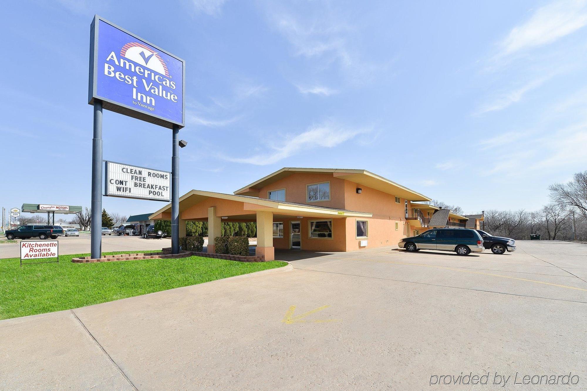 Americas Best Value Inn Ponca City Exterior photo
