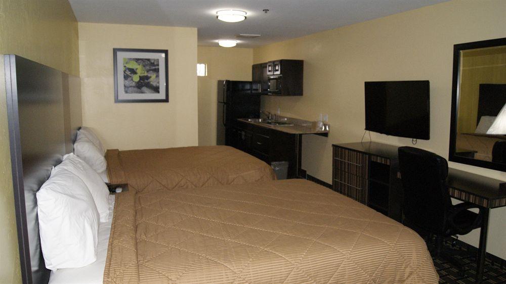 Americas Best Value Inn Ponca City Exterior photo